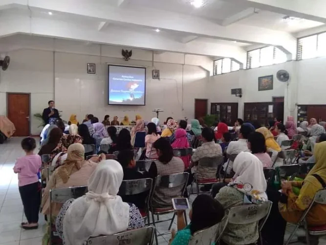 Seminar-parenting-kecerdasan-STIFIn-di-SDS-Bhakti-Tugas-2